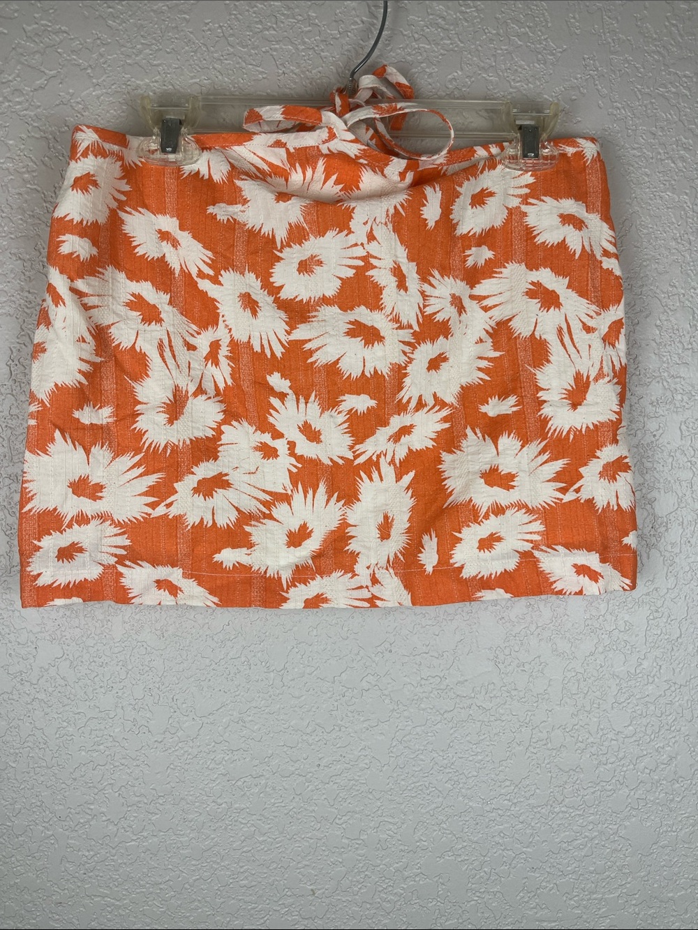 Women's Cotton Orange and White Floral Top sleeveless Medium